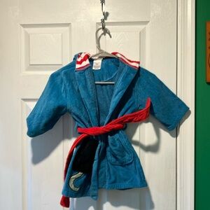 St Eve youth beach cover up pirate robe XS child 3/4 hooded terry cloth